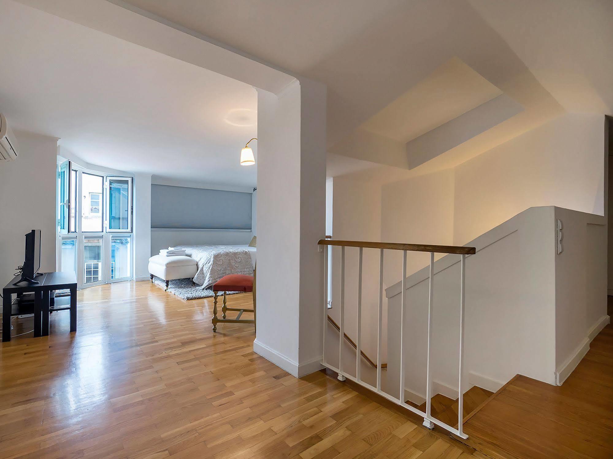 Bed & Breakfast Shiado 4*
