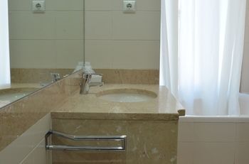 Alojamento de Acomodação e Pequeno-almoço Shiado Suites 4*